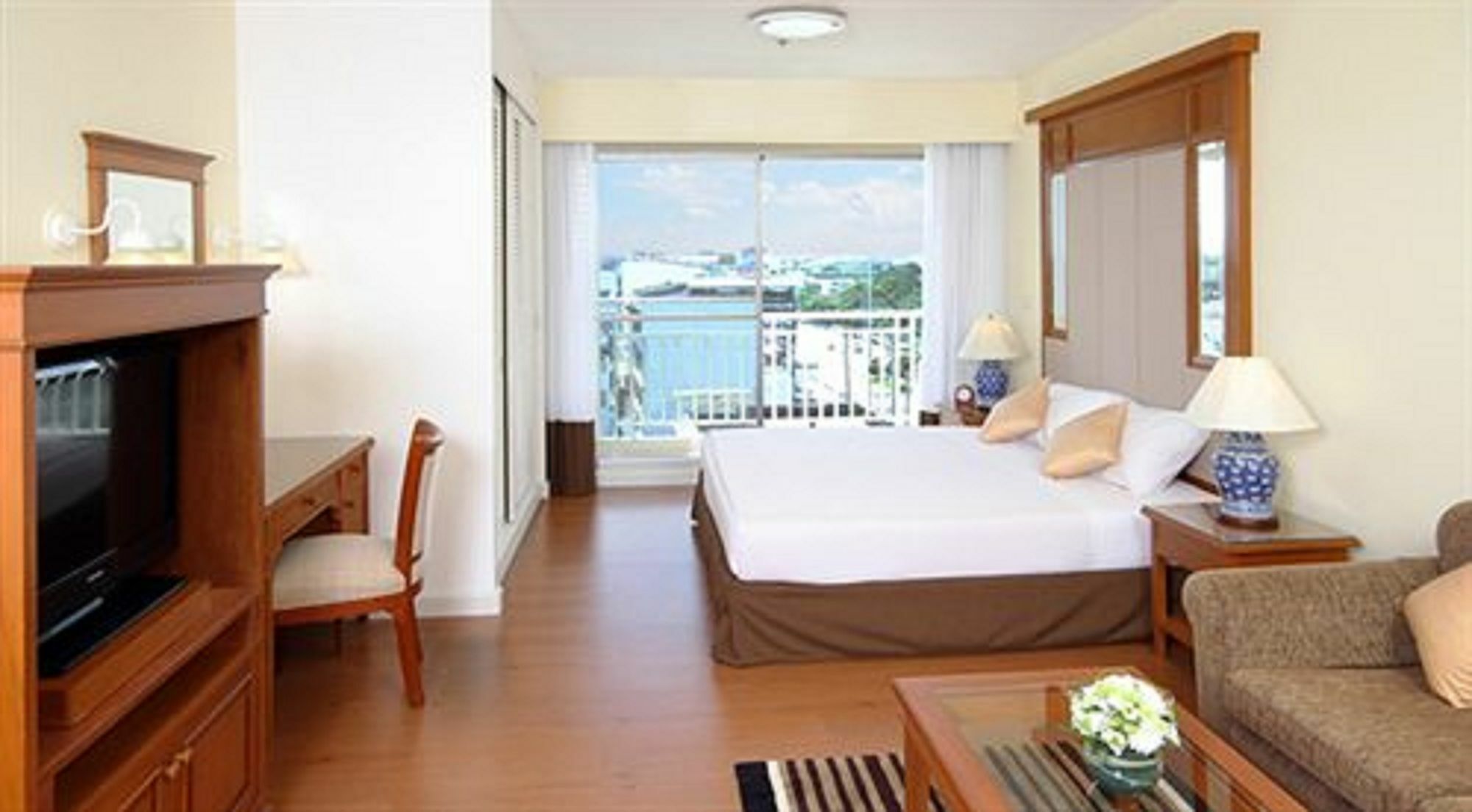 Kameo Grand Hotel & Serviced Apartment, Rayong Exteriér fotografie